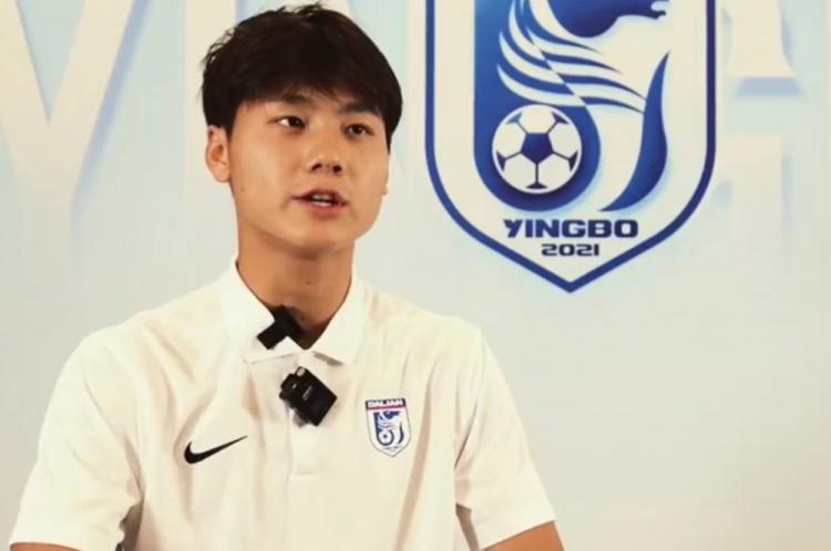 毛伟杰, 大连英博球, 得自己职业 毛伟杰, 大连英博球, 得自己职业